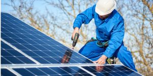 Installation Maintenance Panneaux Solaires Photovoltaïques à La Batie-Montgascon